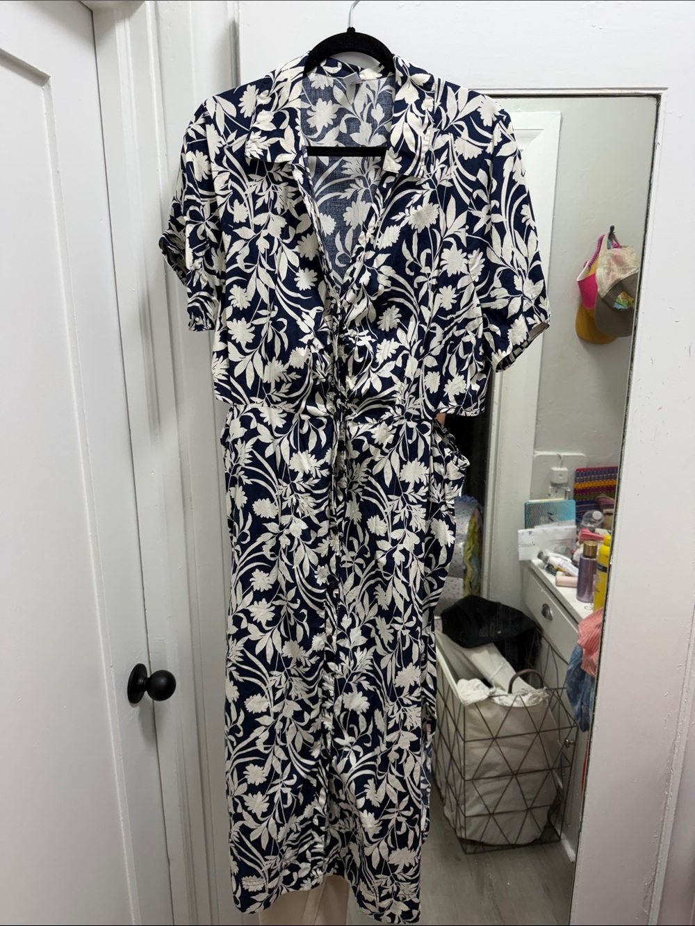 Old Navy Navy and Cream Floral Maxi Dress with Tie Waist